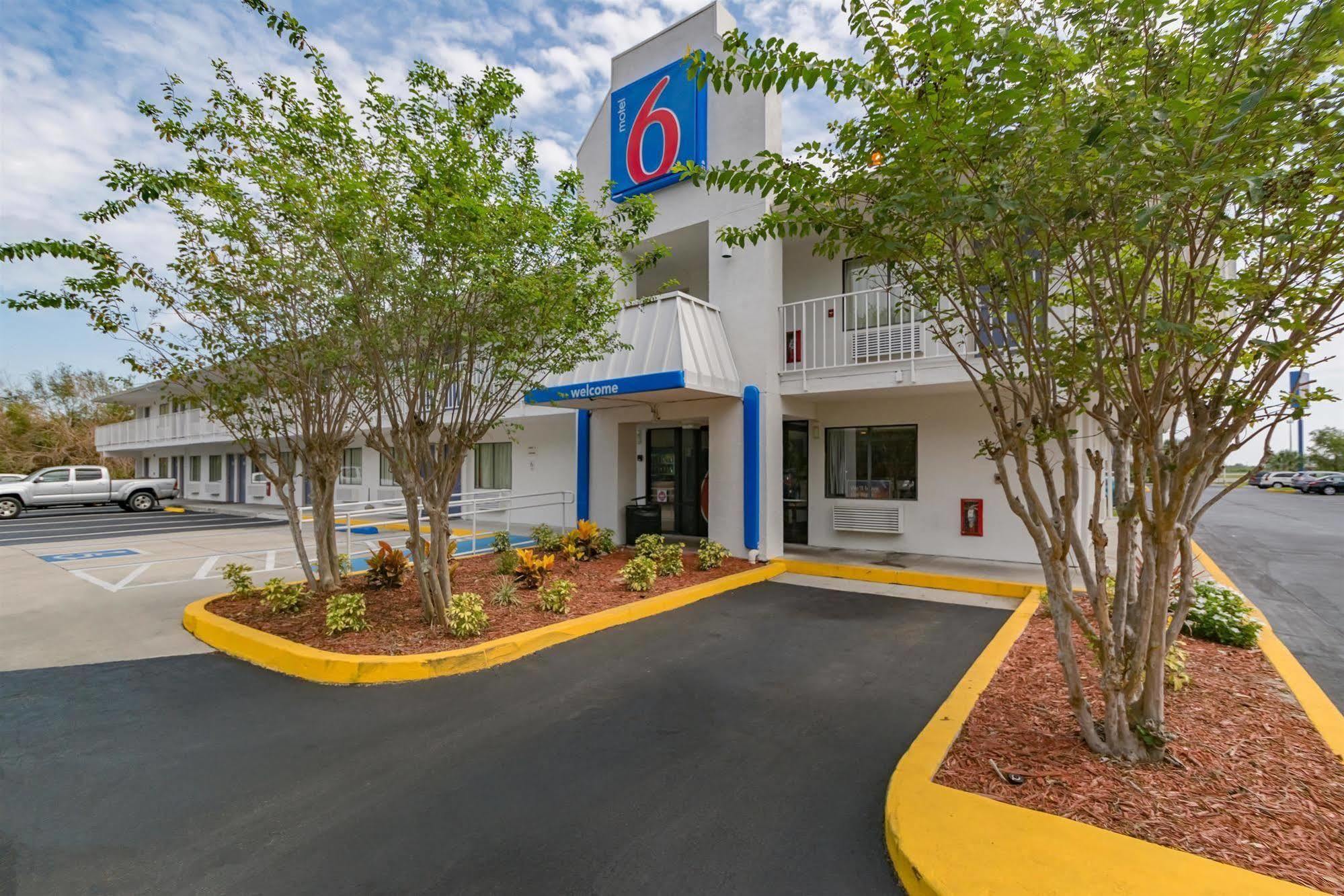 Motel 6-Ft. Pierce, Fl Fort Pierce Eksteriør billede